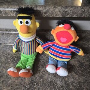 2003 Sesame Street Bert and Ernie A Plush Doll Set Brand New With Tags